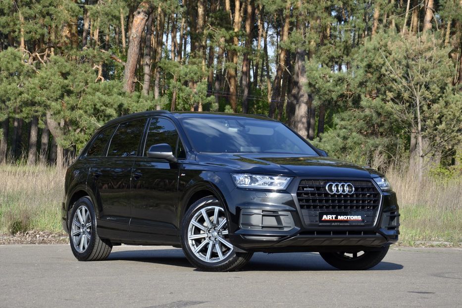 Продам Audi Q7 S-Line 2017 года в Киеве