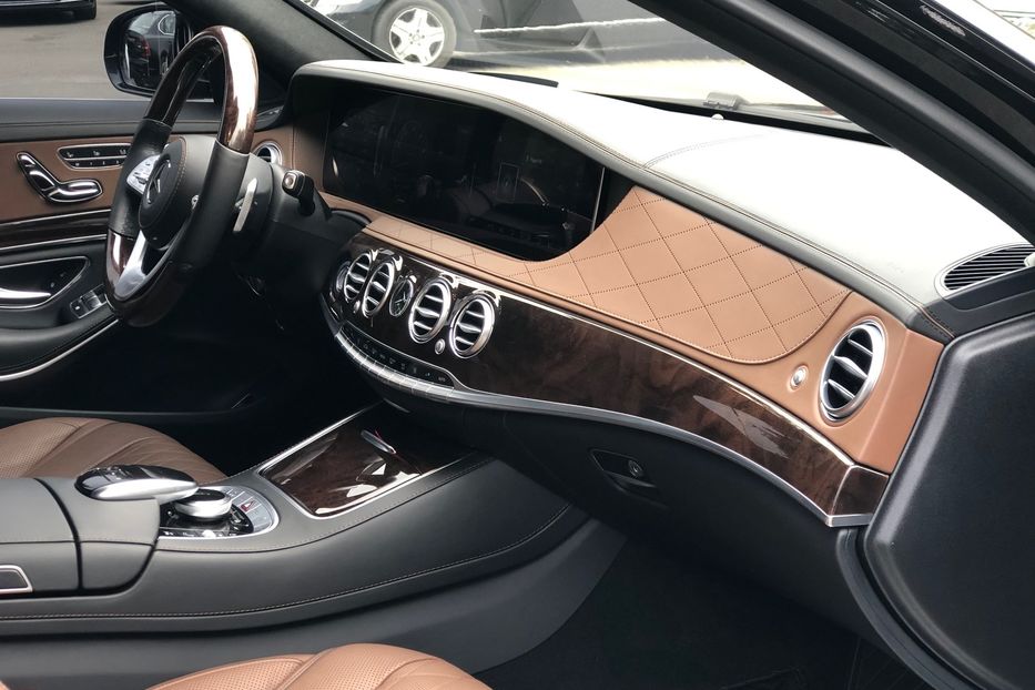 Продам Mercedes-Benz S-Class 560 4matic AMG\\\ 2017 года в Киеве