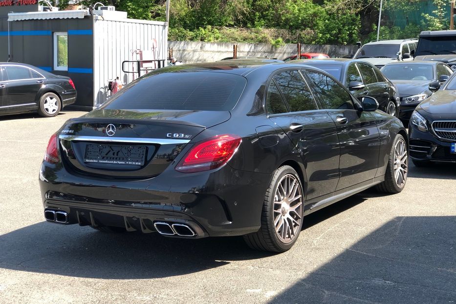 Продам Mercedes-Benz C-Class 6.3s///AMG 2020 года в Киеве