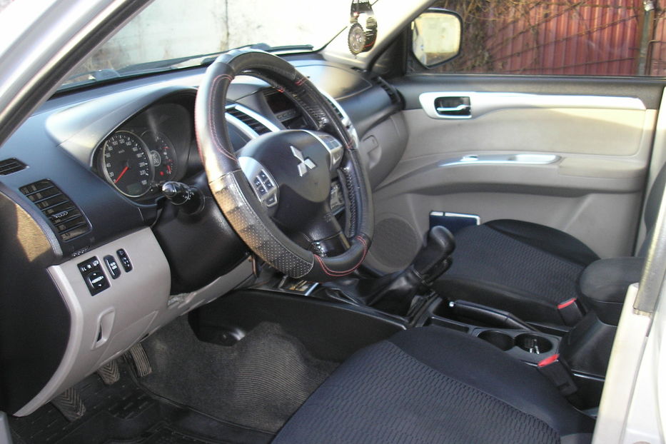 Продам Mitsubishi Pajero Sport 2011 года в г. Нежин, Черниговская область