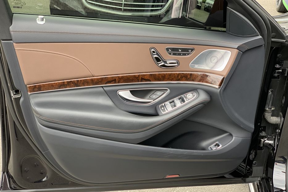 Продам Mercedes-Benz S-Class 500 4 Matic  Style 63 AMG 2015 года в Киеве