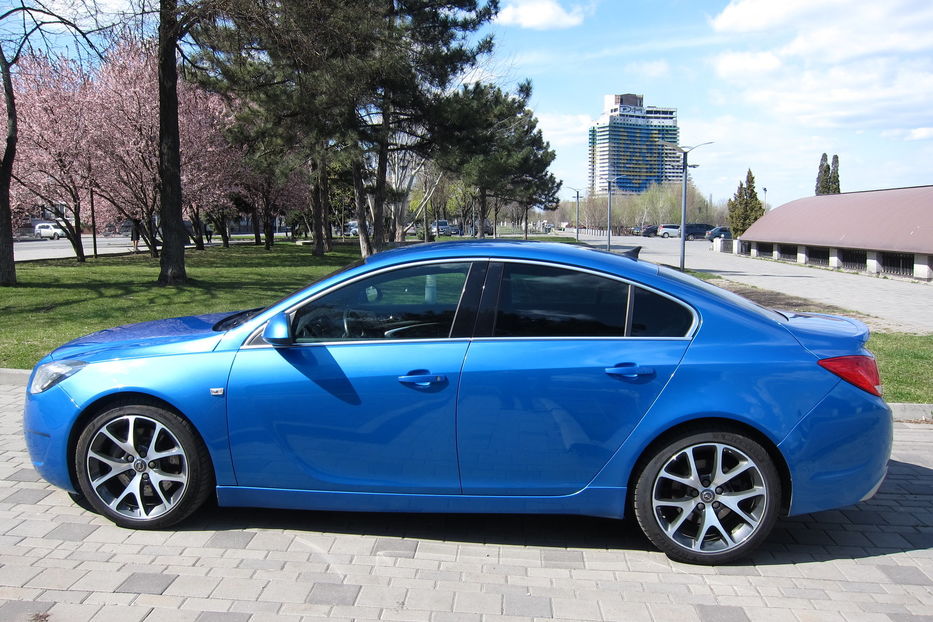 Продам Opel Insignia OPC (325 л.с.) AWD 2012 года в Днепре