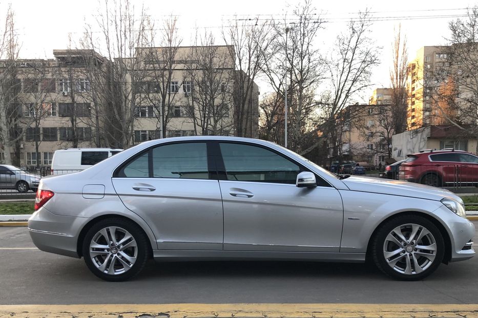 Продам Mercedes-Benz C-Class 180 2011 года в Одессе