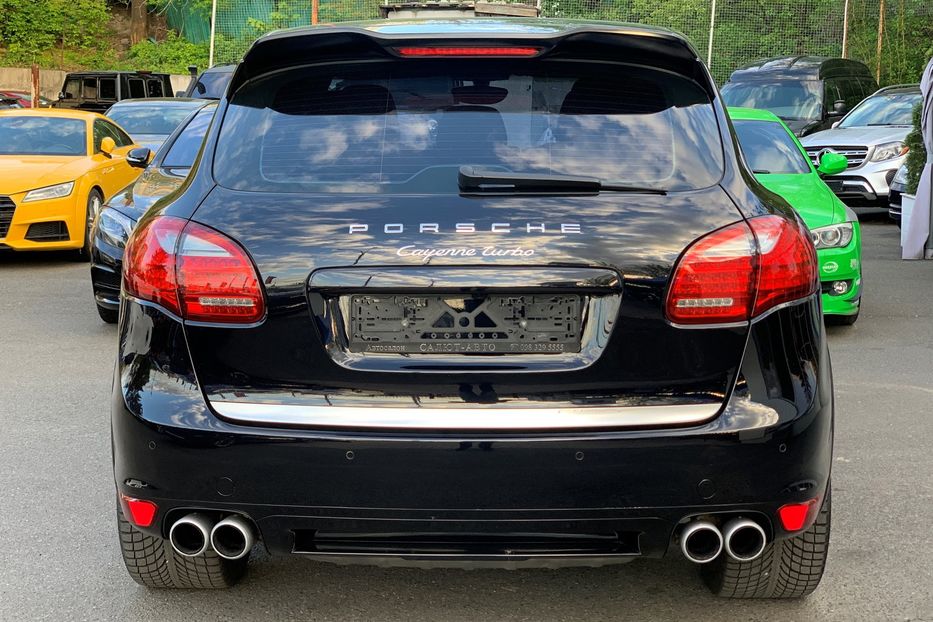 Продам Porsche Cayenne Turbo  2012 года в Киеве