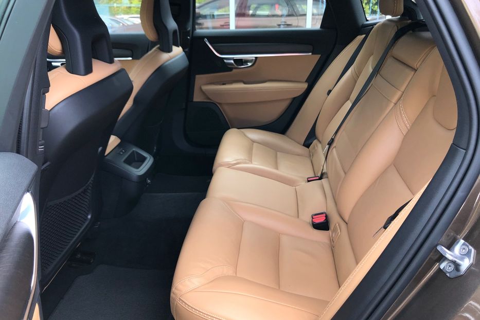 Продам Volvo V90 Cross Country D5 2018 года в Киеве