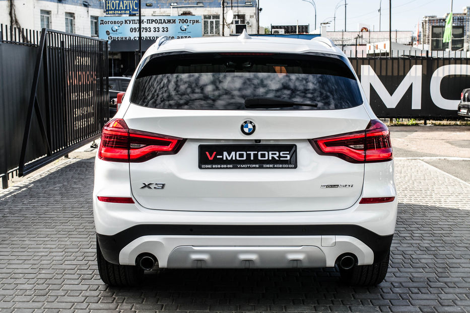 Продам BMW X3 3.0i Sdrive 2019 года в Киеве