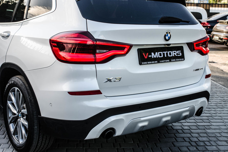 Продам BMW X3 3.0i Sdrive 2019 года в Киеве