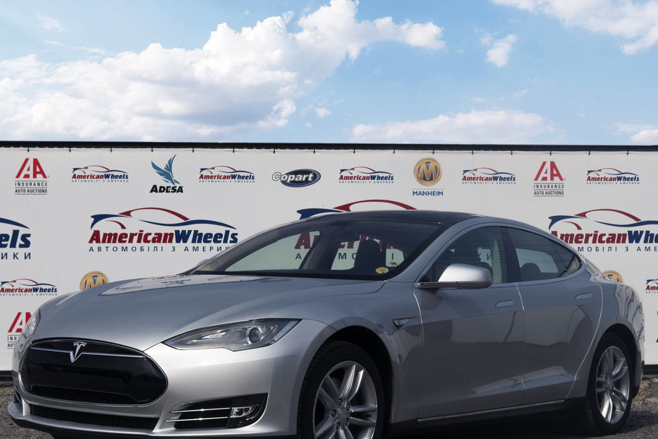 Продам Tesla Model S 85 2013 года в Черновцах