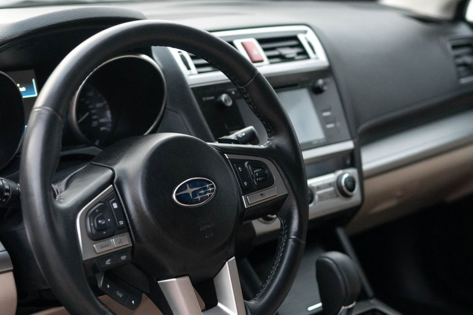 Продам Subaru Outback PREMIUM 2015 года в Черновцах