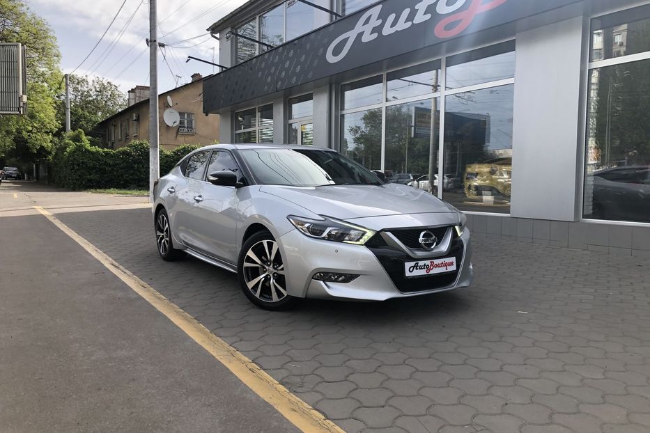 Продам Nissan Maxima 2019 года в Одессе