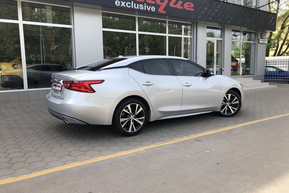 Продам Nissan Maxima 2019 года в Одессе