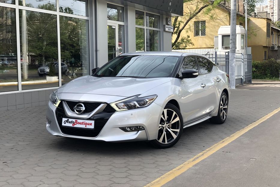 Продам Nissan Maxima 2019 года в Одессе