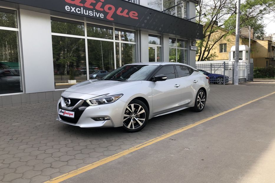 Продам Nissan Maxima 2019 года в Одессе