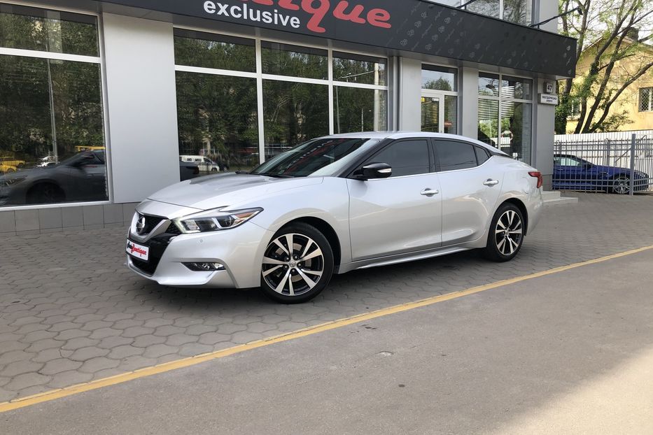 Продам Nissan Maxima 2019 года в Одессе