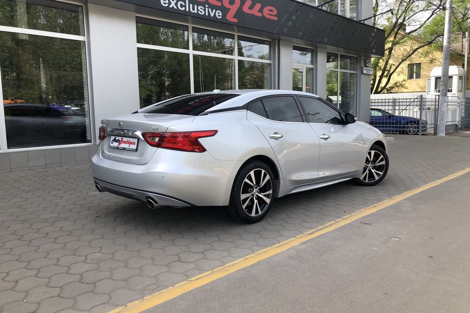 Продам Nissan Maxima 2019 года в Одессе