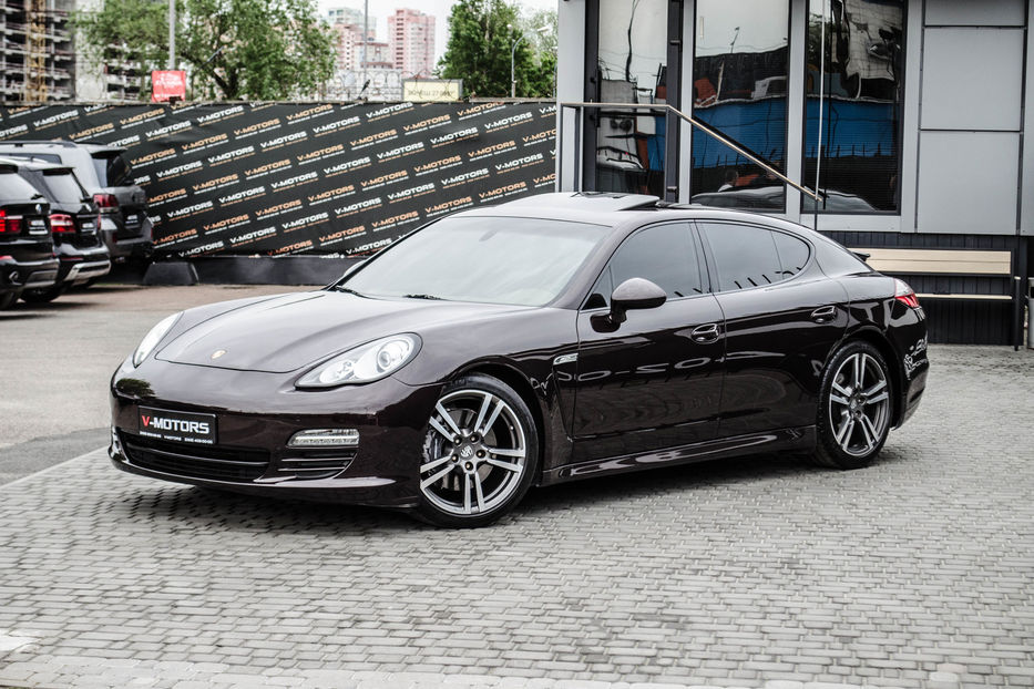 Продам Porsche Panamera 2011 года в Киеве