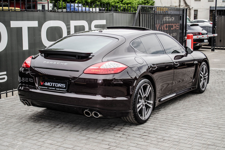 Продам Porsche Panamera 2011 года в Киеве