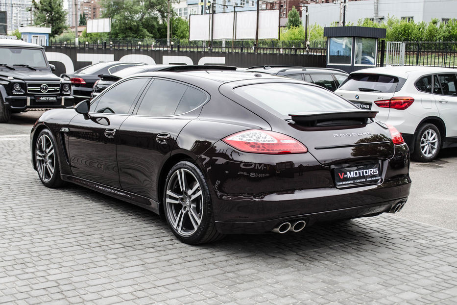 Продам Porsche Panamera 2011 года в Киеве