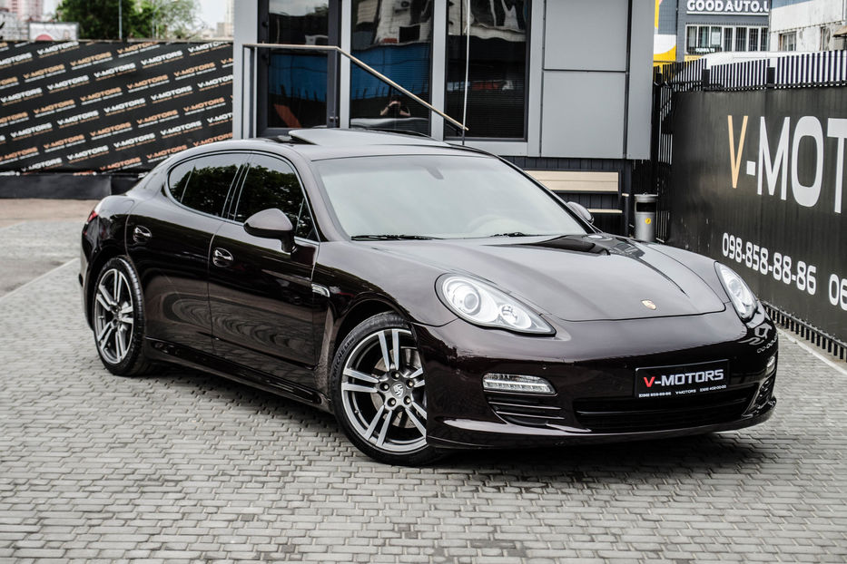 Продам Porsche Panamera 2011 года в Киеве