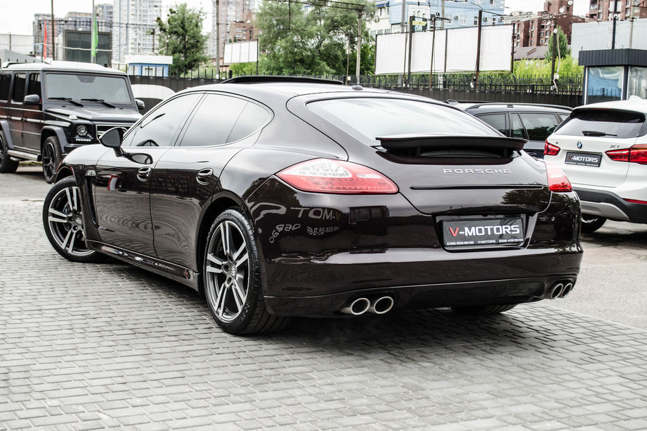 Продам Porsche Panamera 2011 года в Киеве