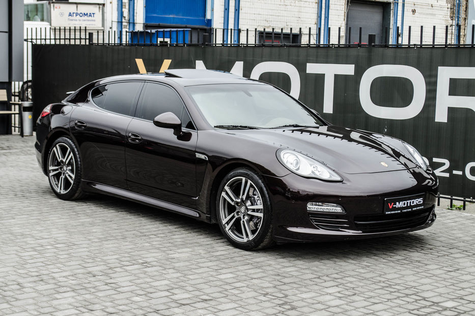 Продам Porsche Panamera 2011 года в Киеве