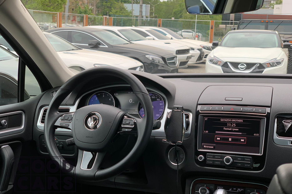 Продам Volkswagen Touareg Business  2016 года в Одессе