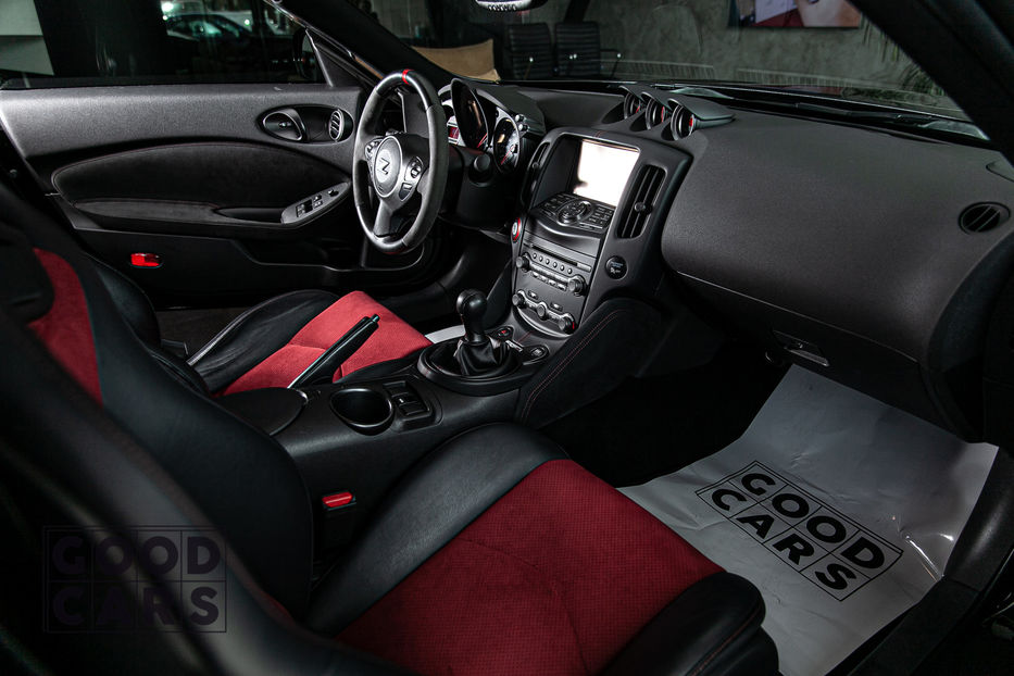 Продам Nissan 370Z NISMO 2018 года в Одессе
