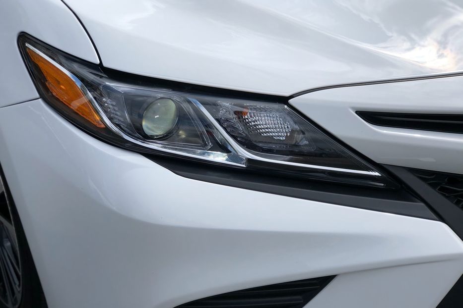 Продам Toyota Camry 2018 года в Киеве
