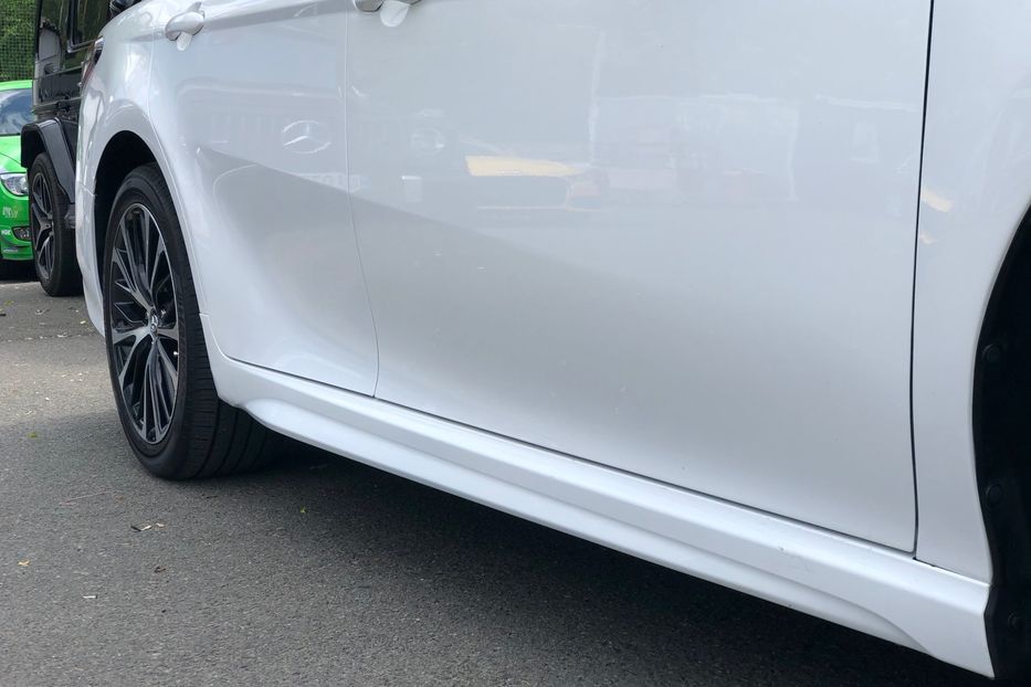 Продам Toyota Camry 2018 года в Киеве