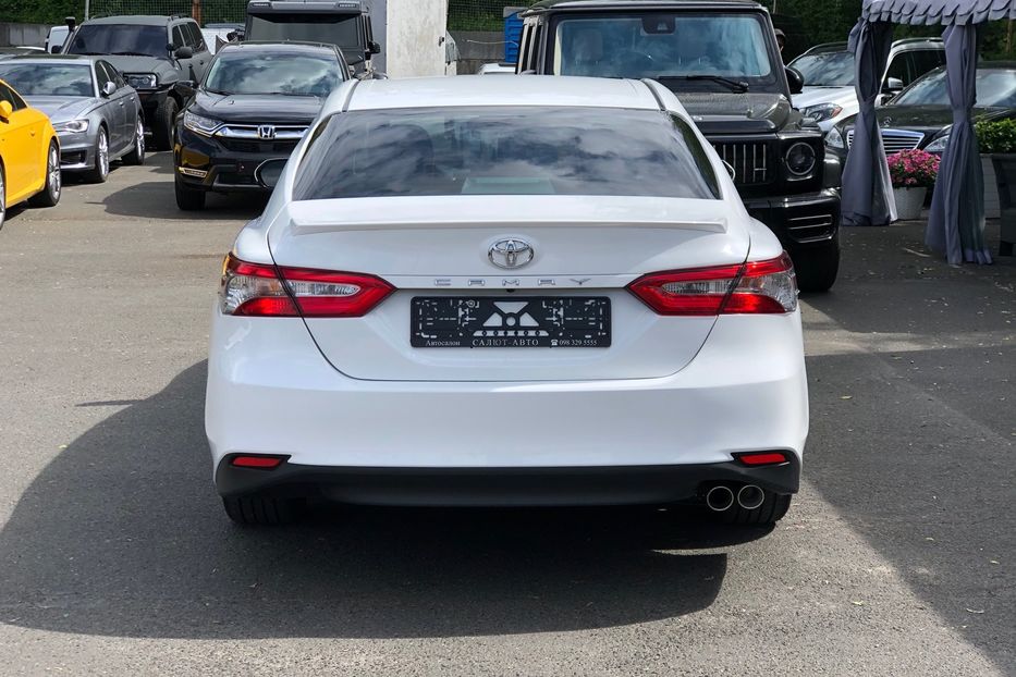 Продам Toyota Camry 2018 года в Киеве