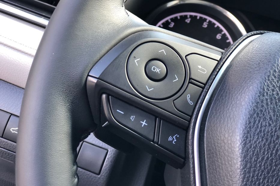 Продам Toyota Camry 2018 года в Киеве