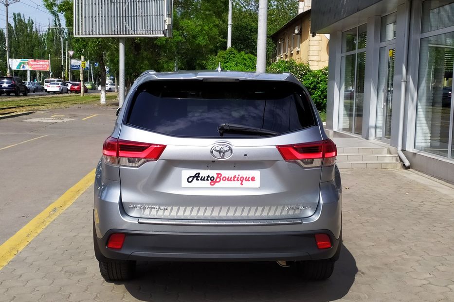 Продам Toyota Highlander 2018 года в Одессе