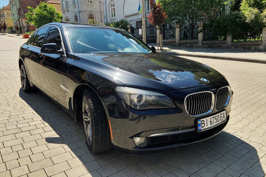 Продам BMW 740 2011 года в Черновцах