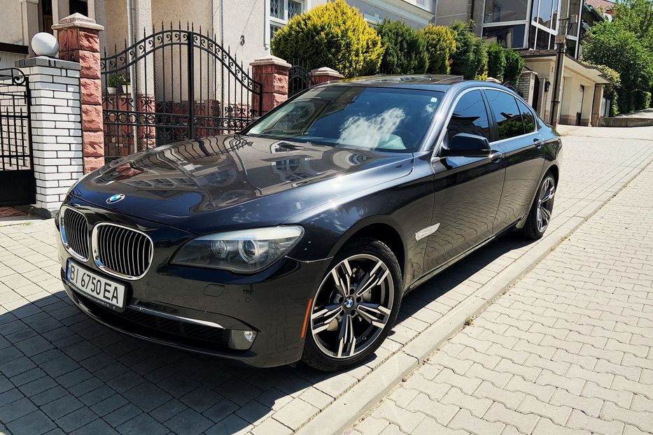 Продам BMW 740 2011 года в Черновцах