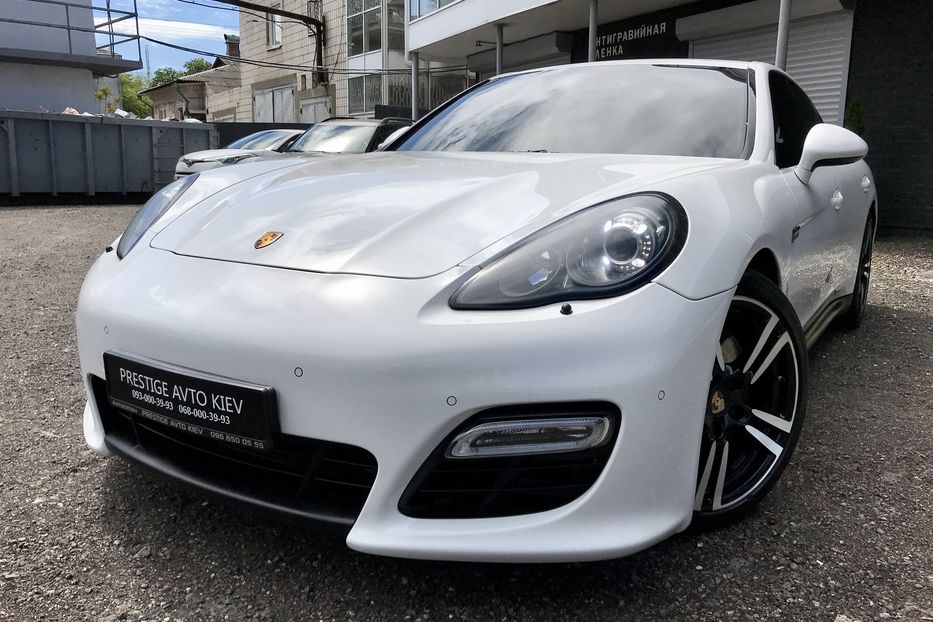 Продам Porsche Panamera GTS Официальный 2012 года в Киеве