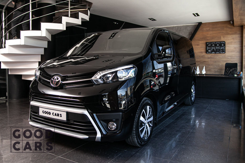 Продам Toyota Verso  2018 года в Одессе