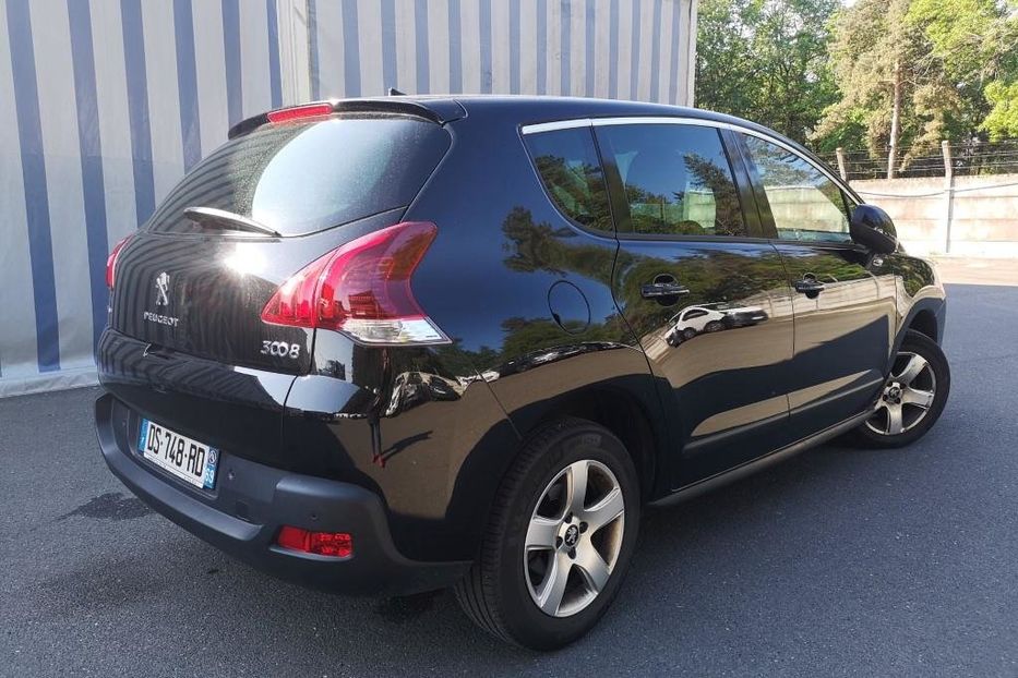 Продам Peugeot 3008 1.6 blueHDI 120  2015 года в Львове