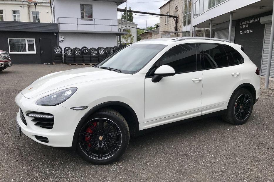 Продам Porsche Cayenne TURBO 2010 года в Киеве