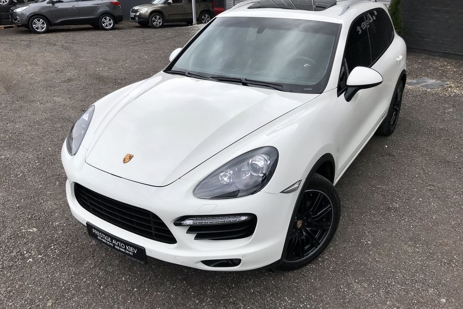 Продам Porsche Cayenne TURBO 2010 года в Киеве