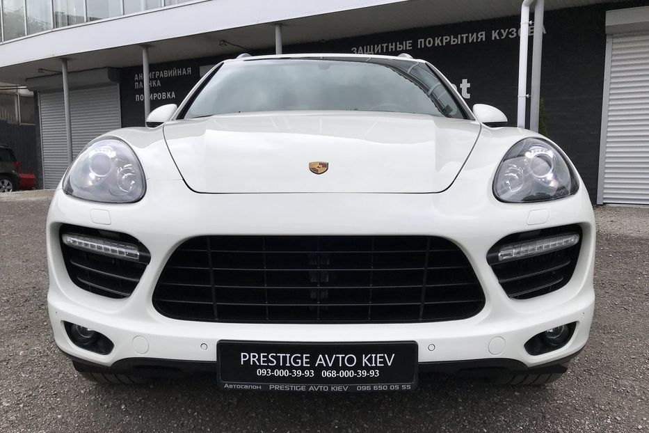 Продам Porsche Cayenne TURBO 2010 года в Киеве