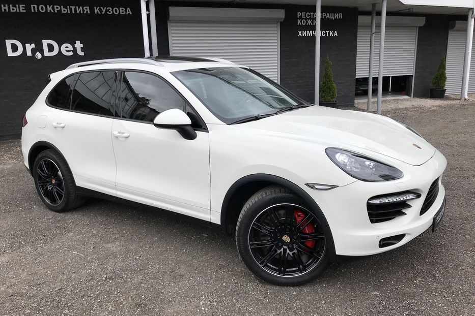 Продам Porsche Cayenne TURBO 2010 года в Киеве