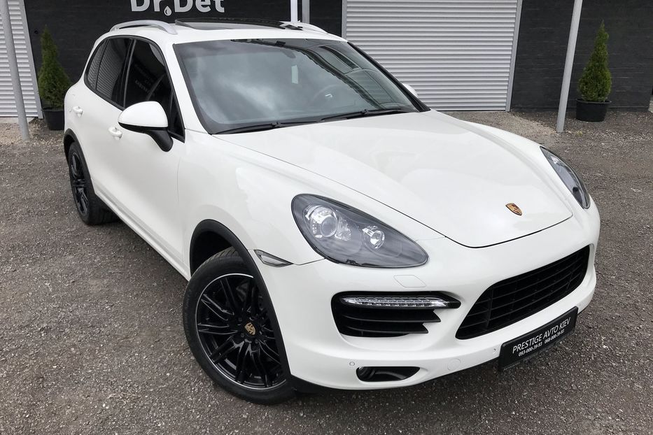 Продам Porsche Cayenne TURBO 2010 года в Киеве