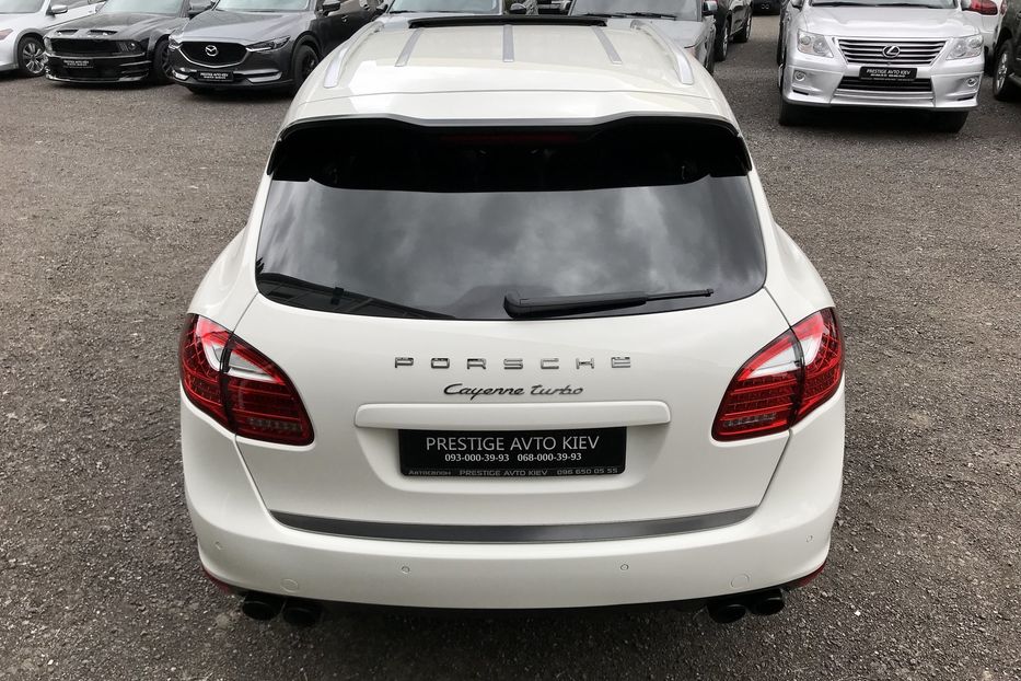 Продам Porsche Cayenne TURBO 2010 года в Киеве