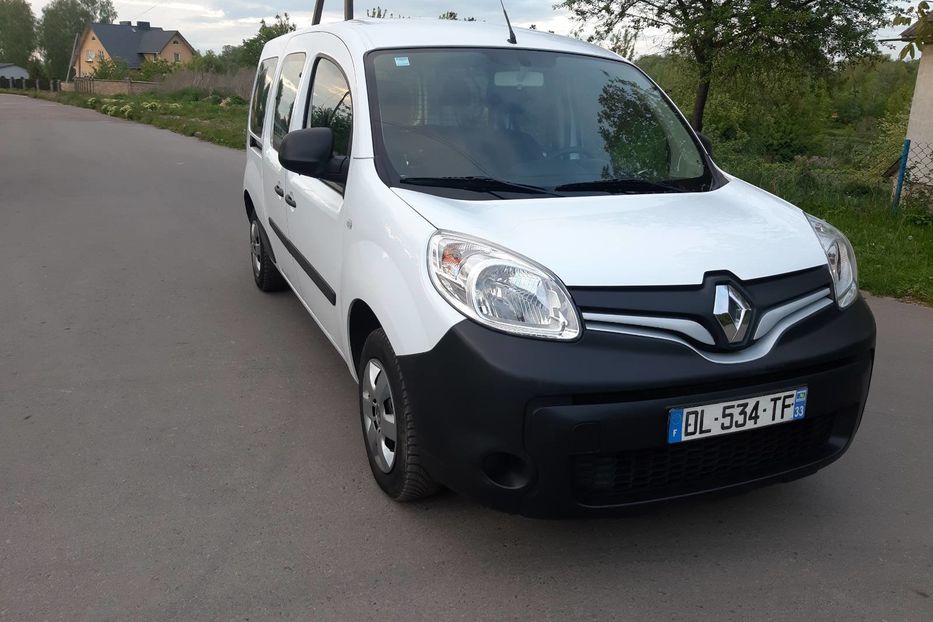 Продам Renault Kangoo пасс.  Passenger Original 66kw 2015 года в Львове