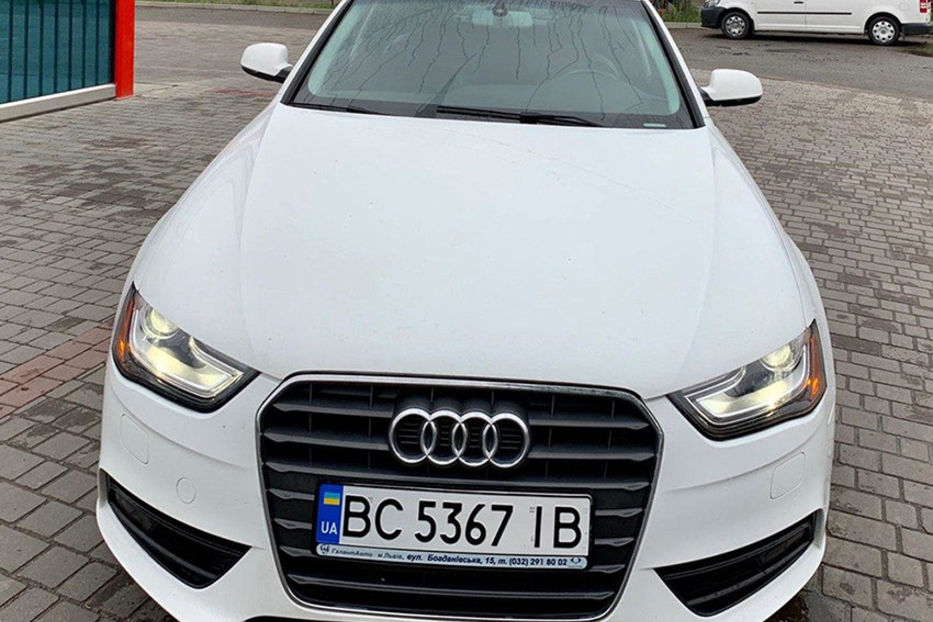 Продам Audi A4 quattro 2014 года в Львове