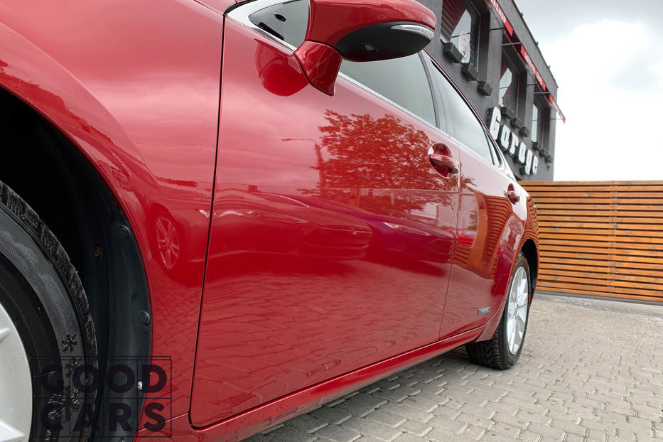 Продам Lexus ES 300  HYBRID 2014 года в Одессе