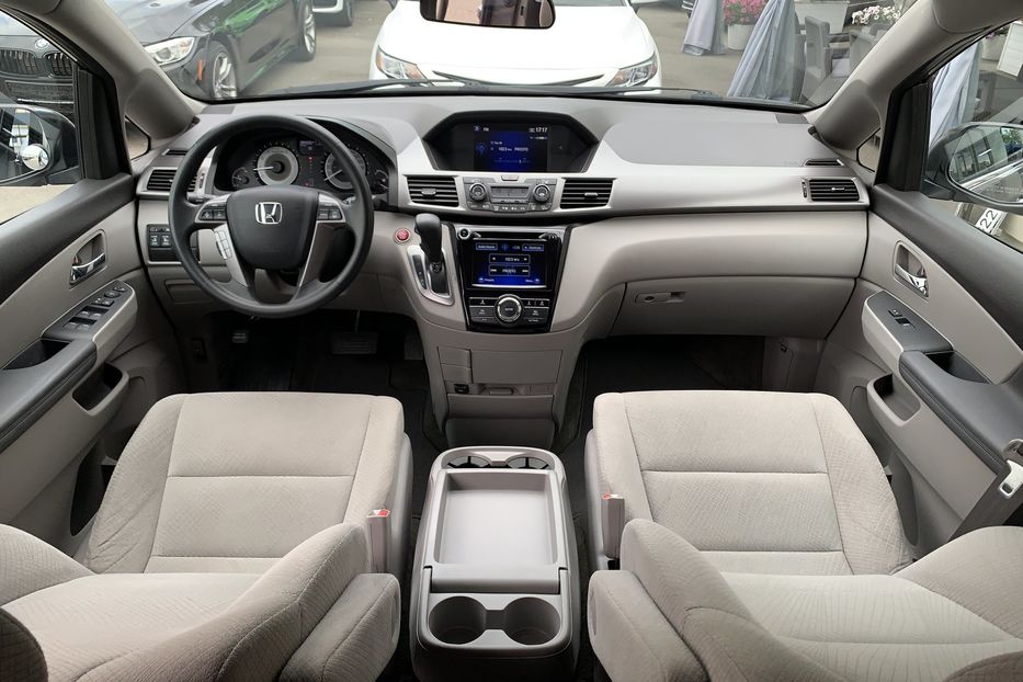 Продам Honda Odyssey 2014 года в Киеве