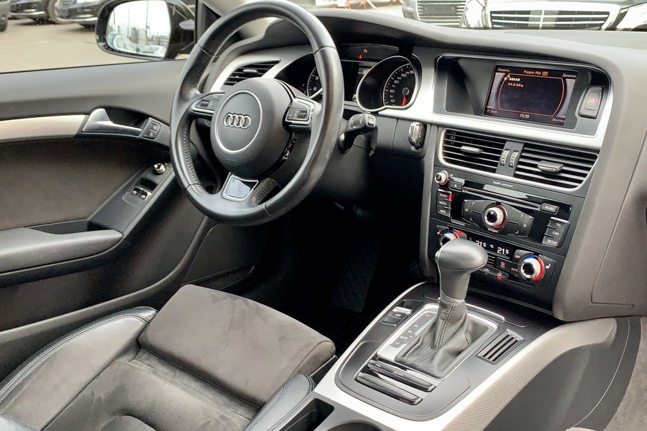 Продам Audi A5 S-line 2015 года в Киеве