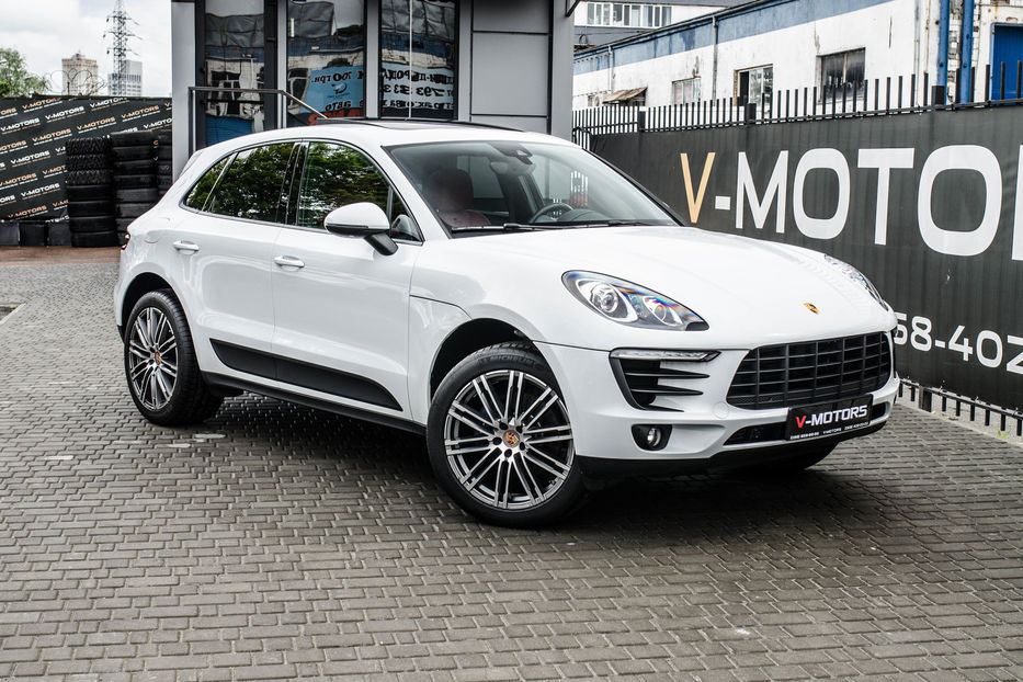 Продам Porsche Macan 2.0 Turbo 2018 года в Киеве