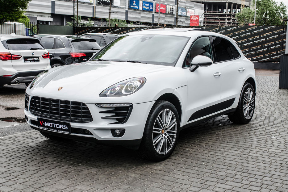 Продам Porsche Macan 2.0 Turbo 2018 года в Киеве